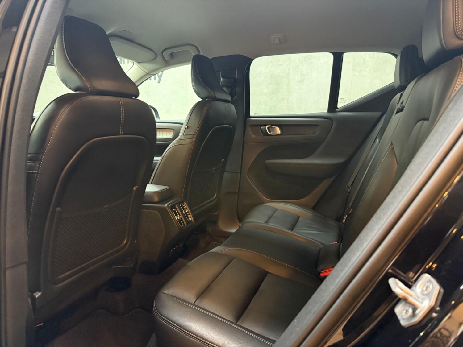 Used Volvo XC40 for sale - 76995422: Photo 18