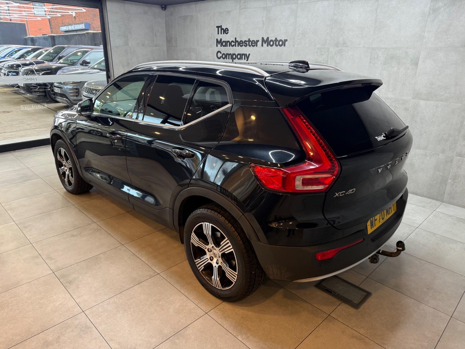 Used Volvo XC40 for sale - 76995422: Photo 3