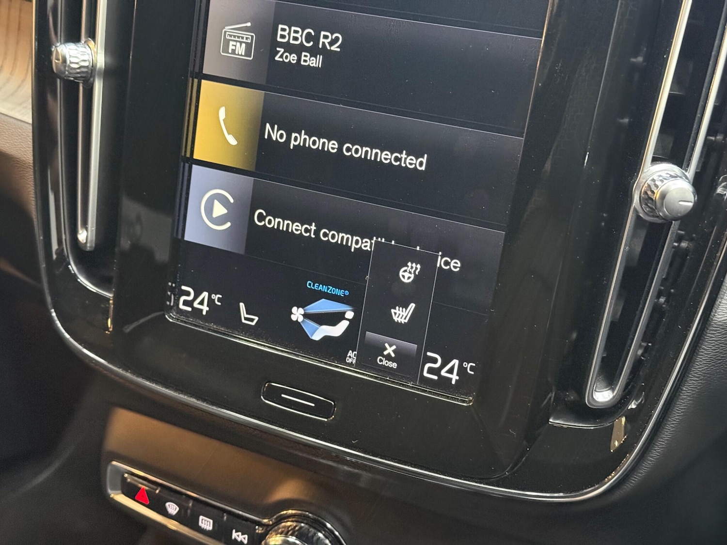 Used Volvo XC40 for sale - 76995422: Photo 31