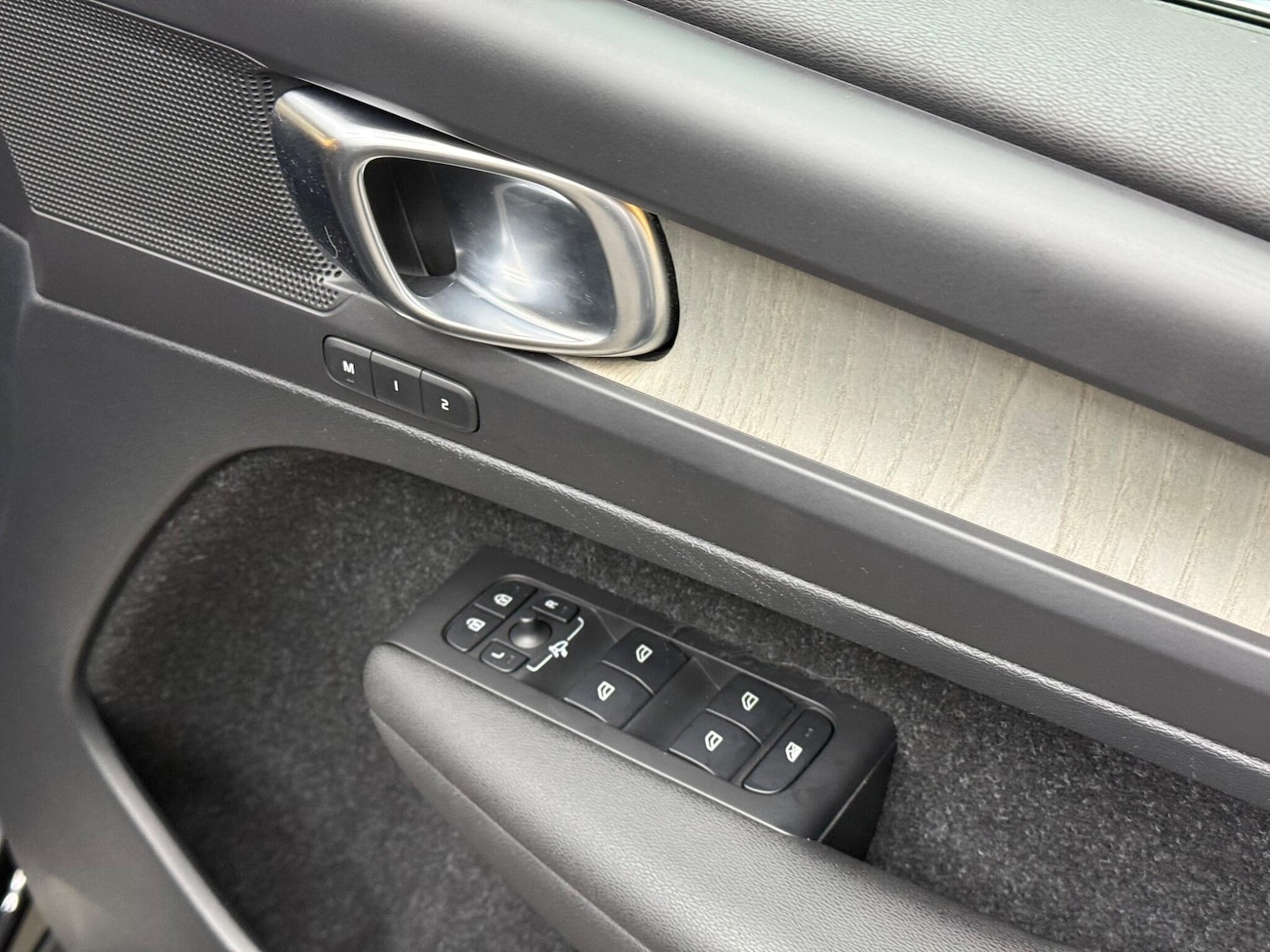 Used Volvo XC40 for sale - 76995422: Photo 53