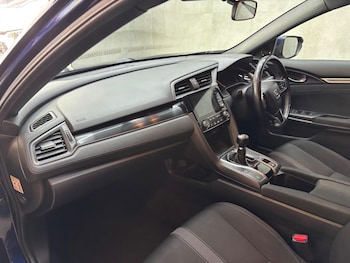 Used Honda Civic 2019 for sale - 78528332: Photo