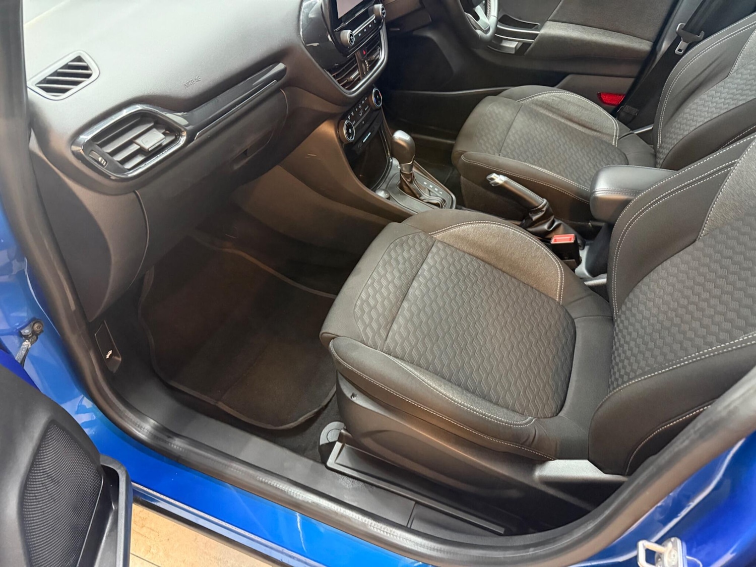 Used Ford Puma 2023 for sale - 76823407: Photo 39