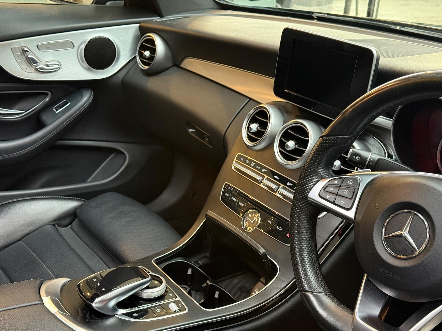 Used Mercedes-Benz C Class 2017 for sale - 76942434: Photo 12