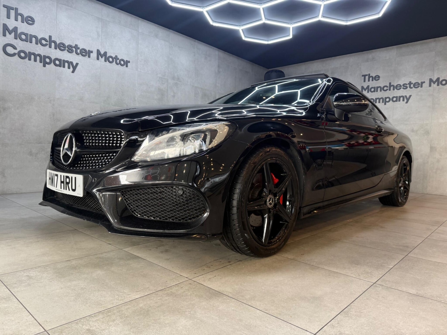 Used Mercedes-Benz C Class 2017 for sale - 76942434: Photo 4