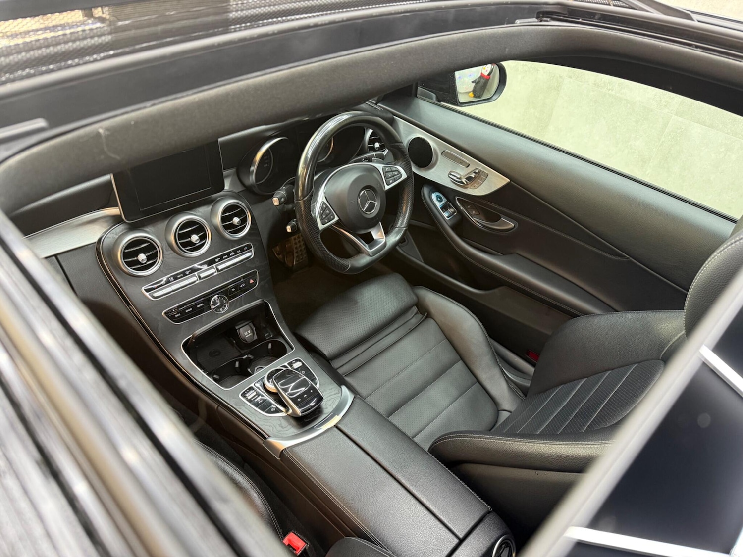 Used Mercedes-Benz C Class 2017 for sale - 76942434: Photo 40