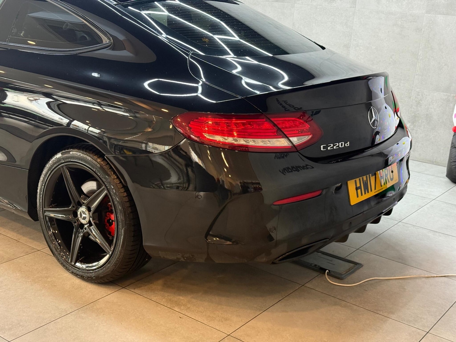 Used Mercedes-Benz C Class 2017 for sale - 76942434: Photo 5