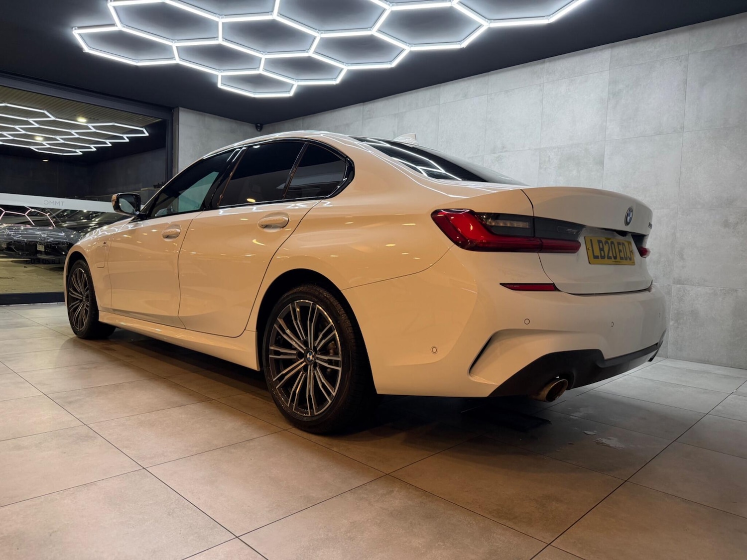 Used BMW 3 Series for sale - 77175173: Photo 10