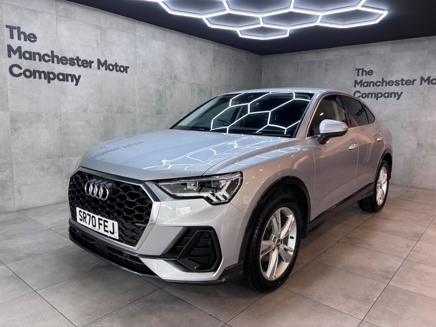 Used Audi Q3 2020 for sale - 76742705: Photo 1