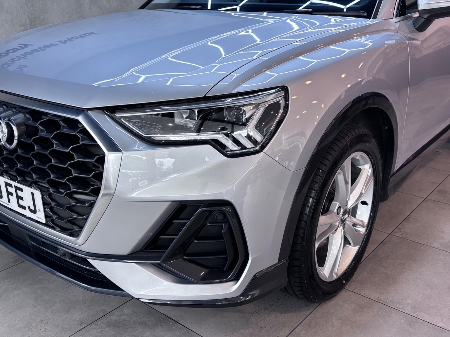 Used Audi Q3 2020 for sale - 76742705: Photo 3