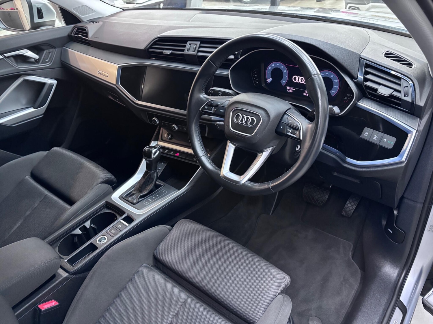 Used Audi Q3 2020 for sale - 76742705: Photo 46
