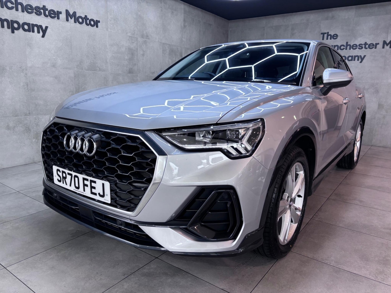 Used Audi Q3 2020 for sale - 76742705: Photo 6