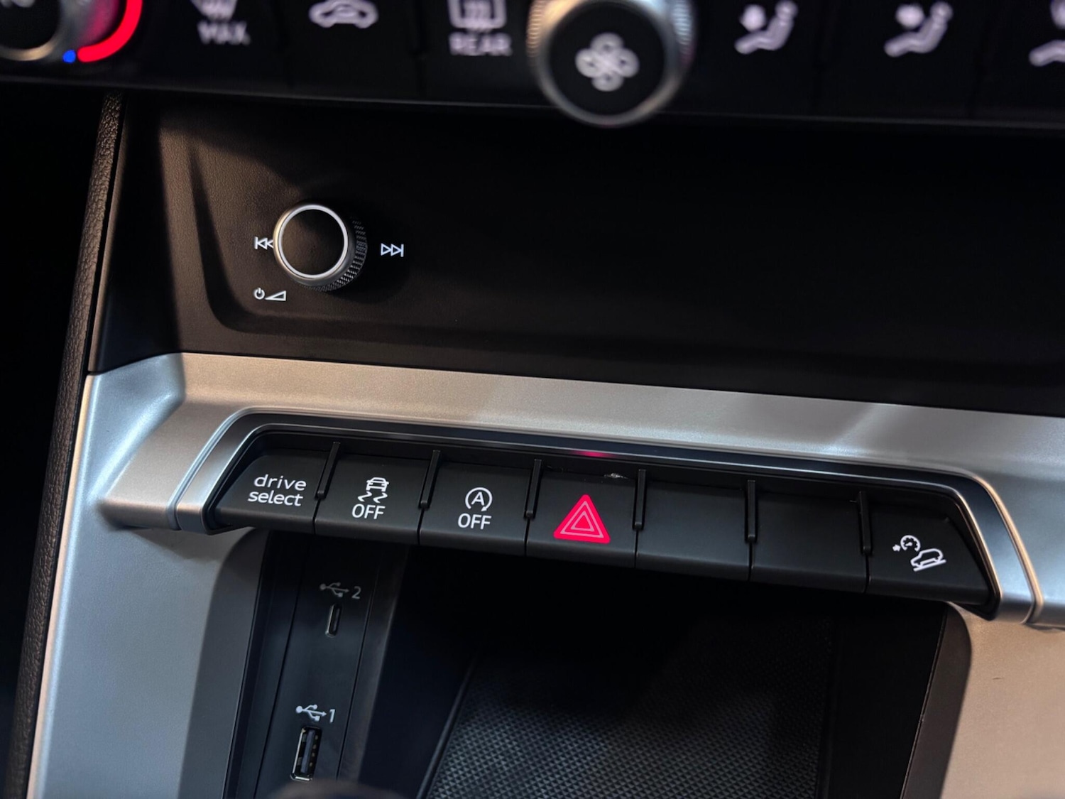 Used Audi Q3 2020 for sale - 76742705: Photo 62