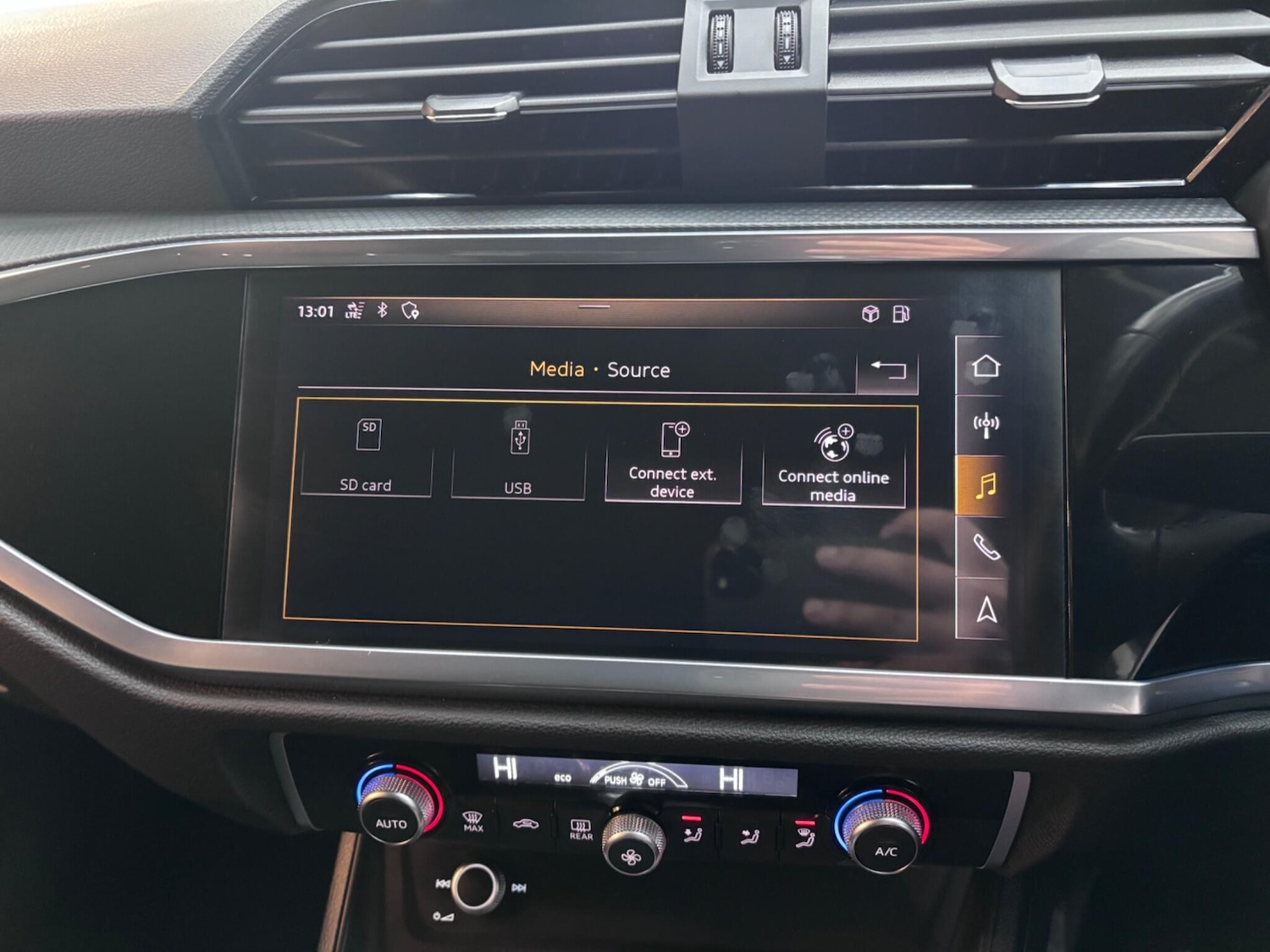 Used Audi Q3 2020 for sale - 76742705: Photo 64