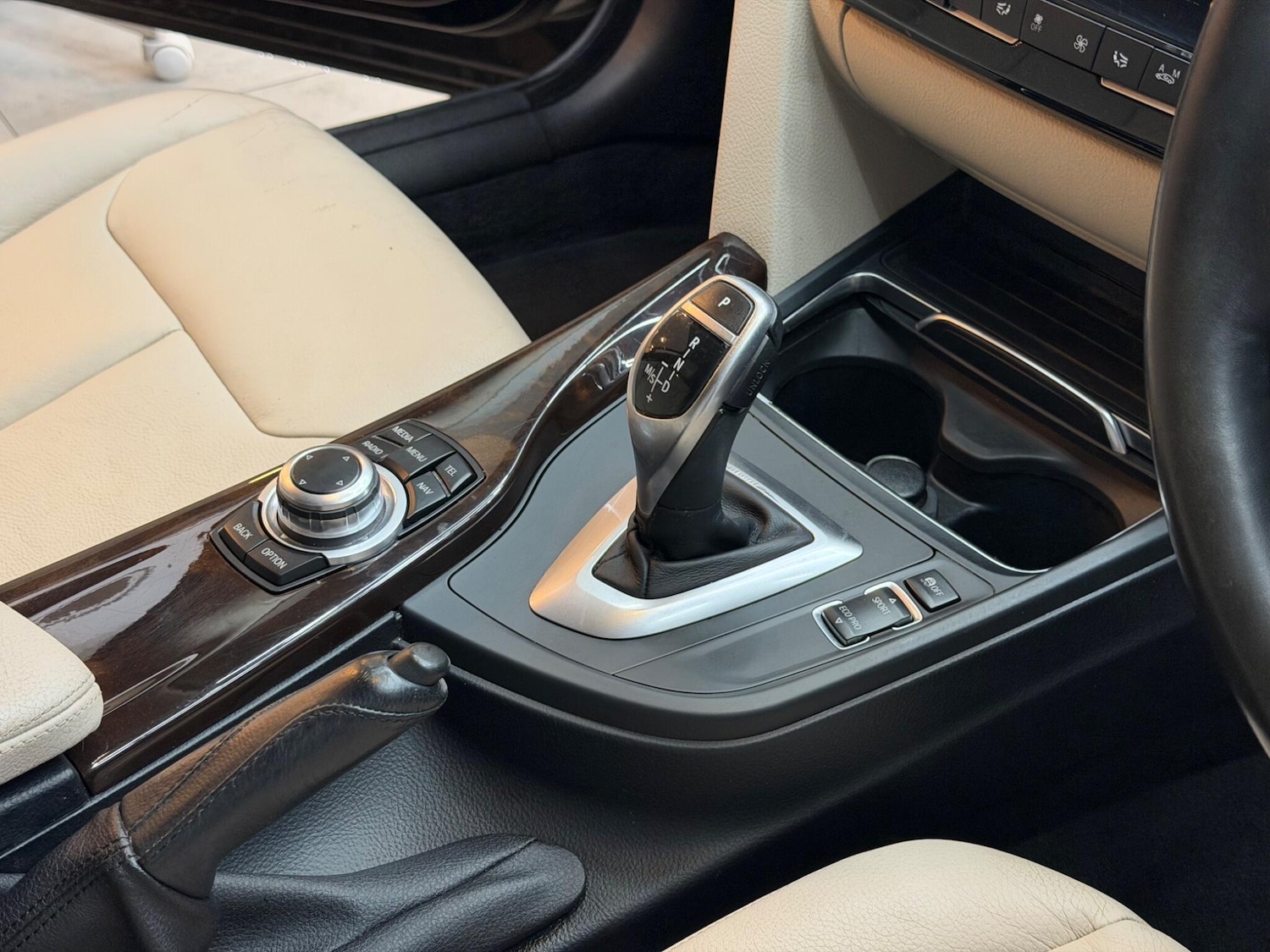 Used BMW 3 Series 2017 for sale - 77982707: Photo 10