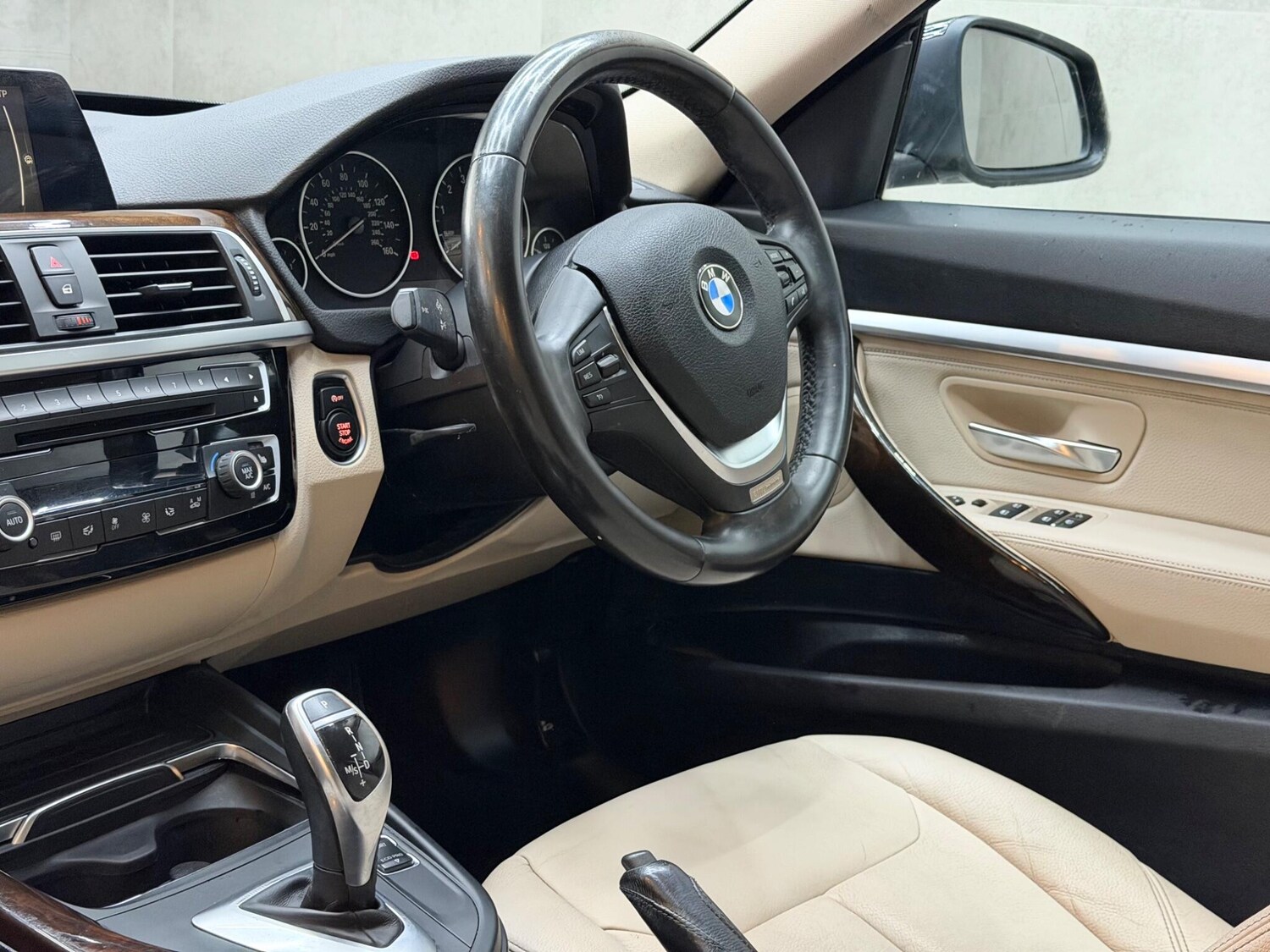 Used BMW 3 Series 2017 for sale - 77982707: Photo 12