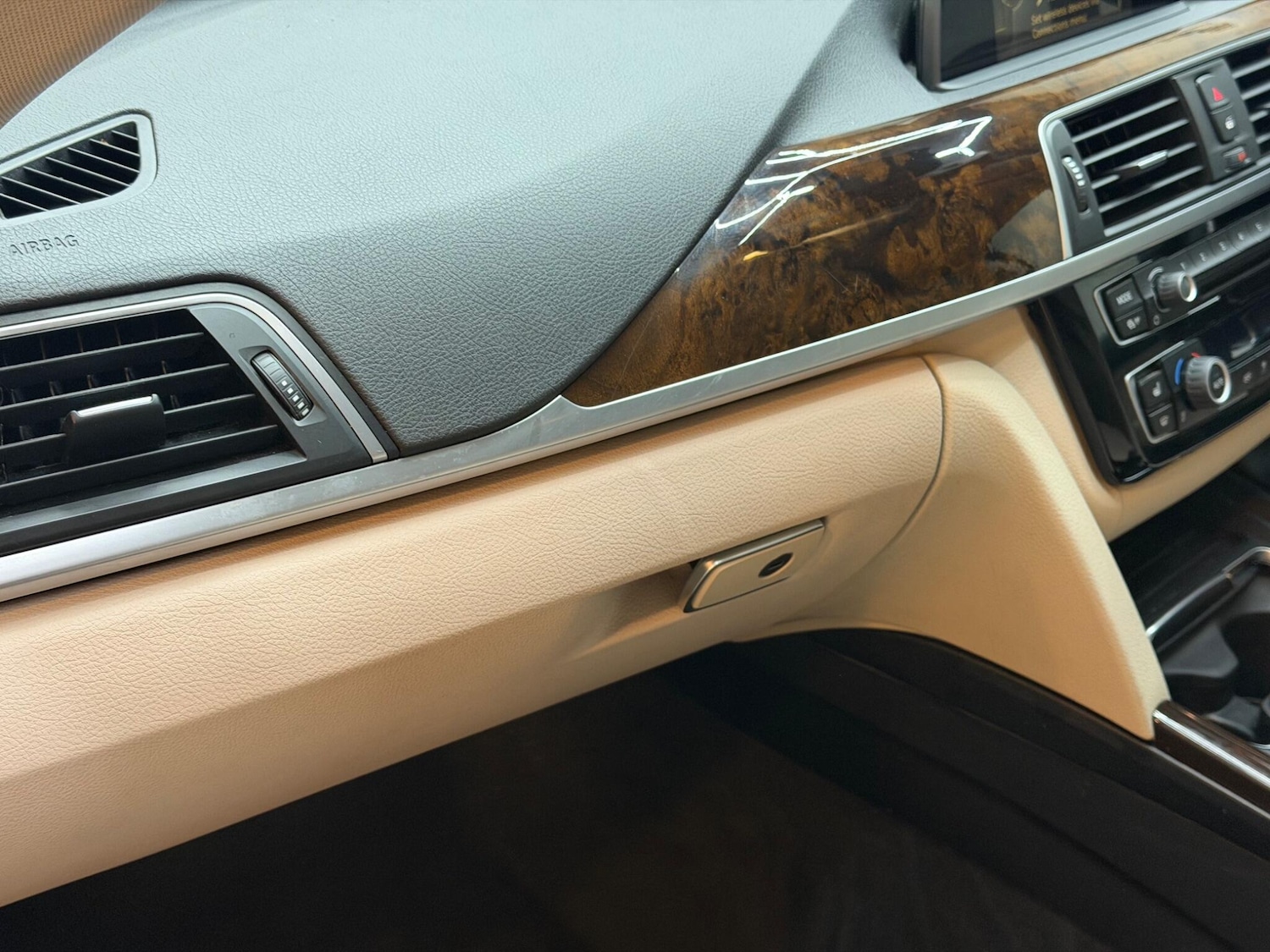 Used BMW 3 Series 2017 for sale - 77982707: Photo 41