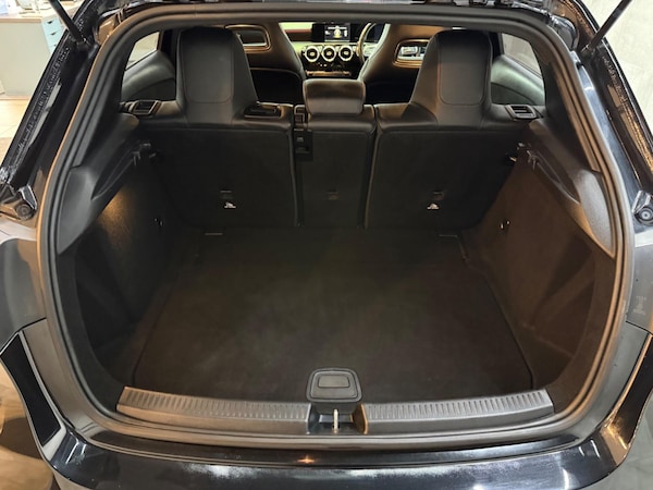 Used Mercedes-Benz A-Class 2018 for sale - 76175340: Photo 57