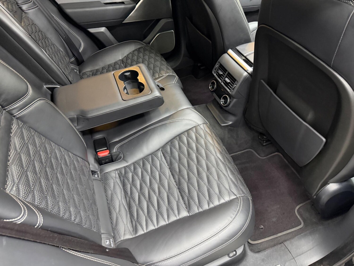 Used Land Rover Range Rover Velar 2019 for sale - 77586147: Photo 17