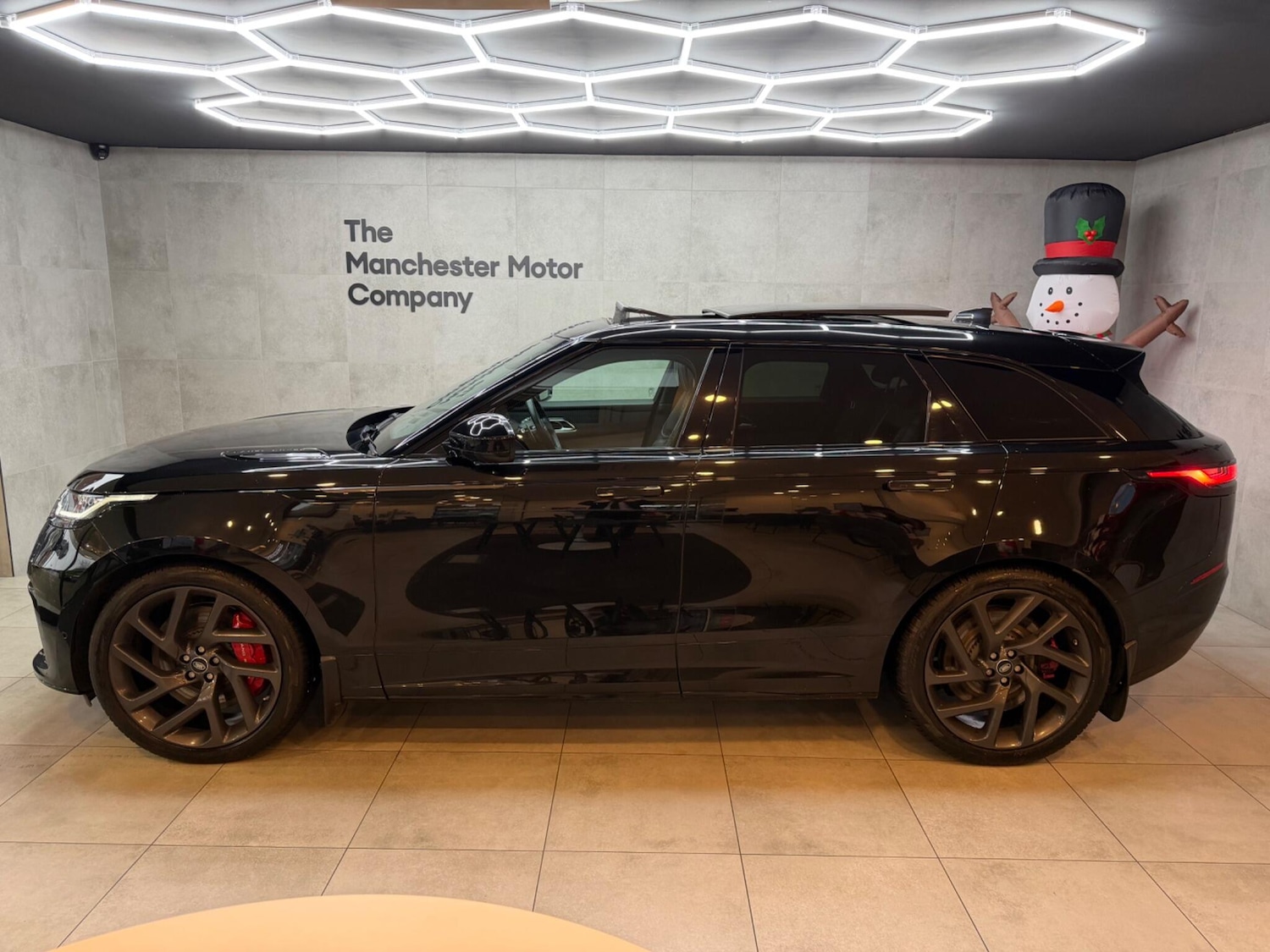 Used Land Rover Range Rover Velar 2019 for sale - 77586147: Photo 2