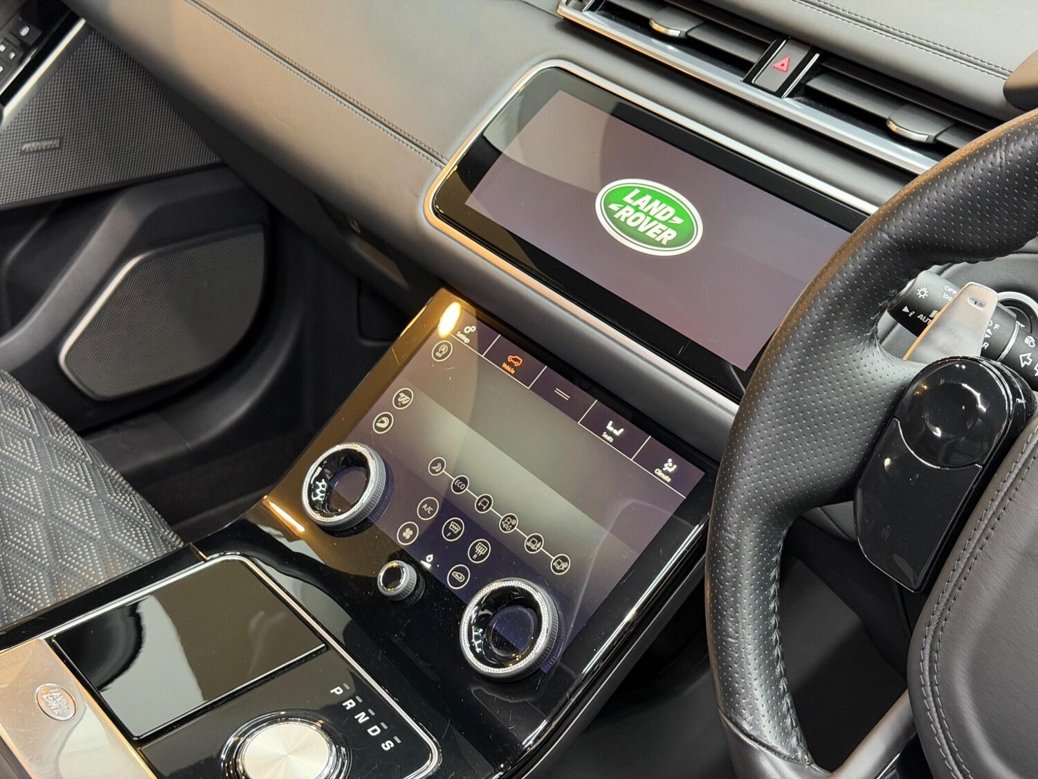 Used Land Rover Range Rover Velar 2019 for sale - 77586147: Photo 55