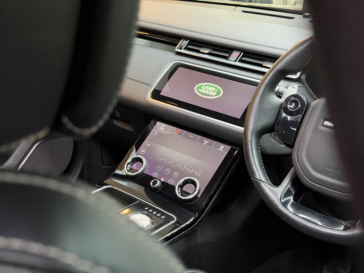 Used Land Rover Range Rover Velar 2019 for sale - 77586147: Photo 6