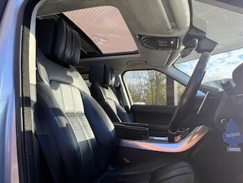 Used Land Rover Range Rover Sport 2018 for sale - 78318938: Photo