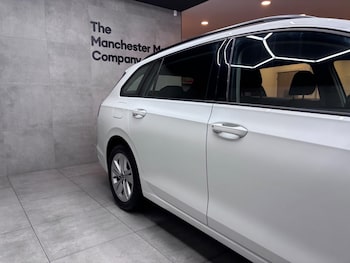 Used Volkswagen Golf 2023 for sale - 77314557: Photo