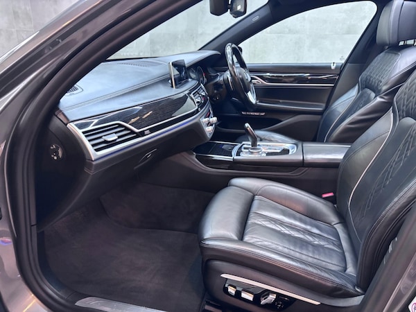 Used BMW 7 Series 2017 for sale - 76238906: Photo 32