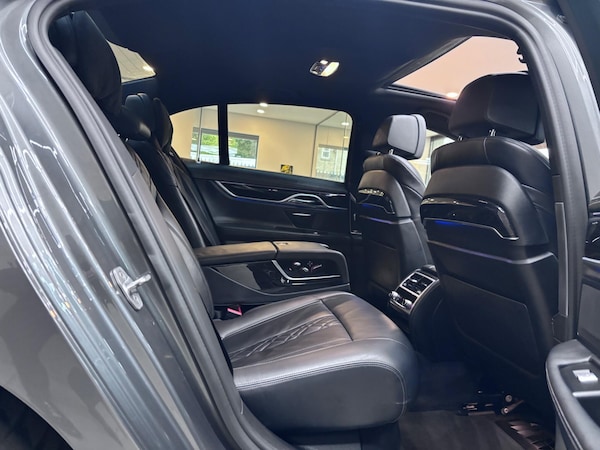 Used BMW 7 Series 2017 for sale - 76238906: Photo 37