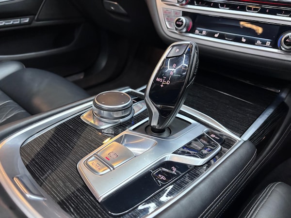 Used BMW 7 Series 2017 for sale - 76238906: Photo 60