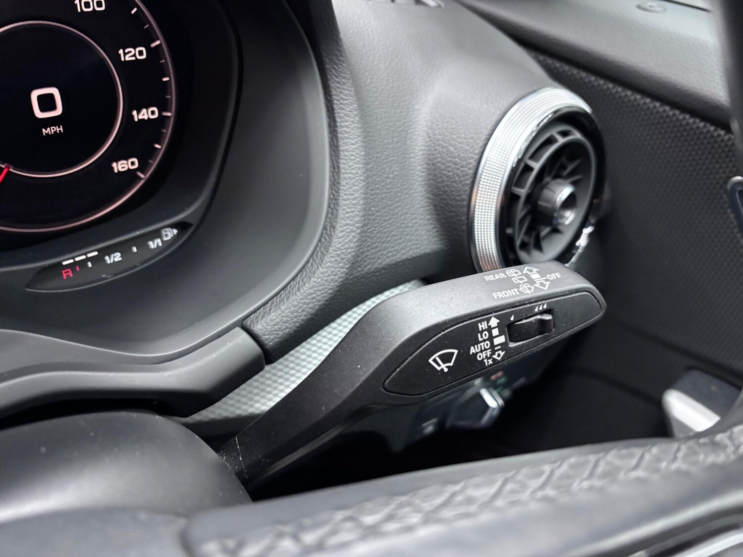 Used Audi Q2 2022 for sale - 76441160: Photo 38