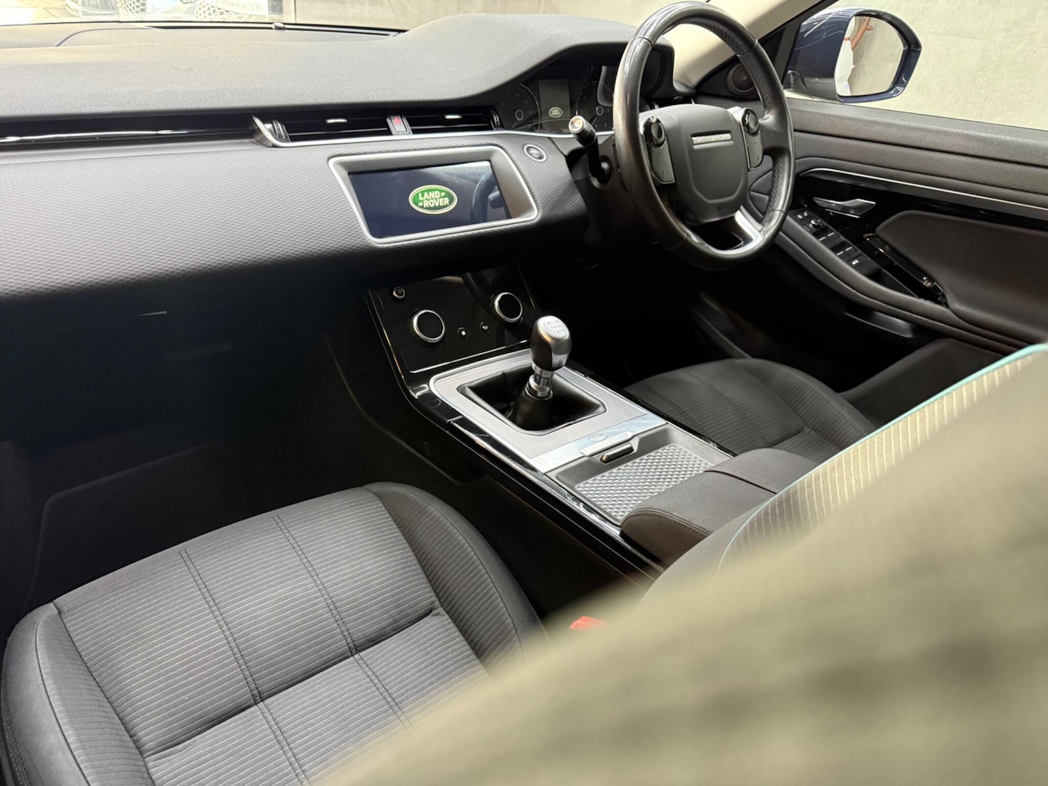 Used Land Rover Range Rover Evoque 2019 for sale - 76633616: Photo 11