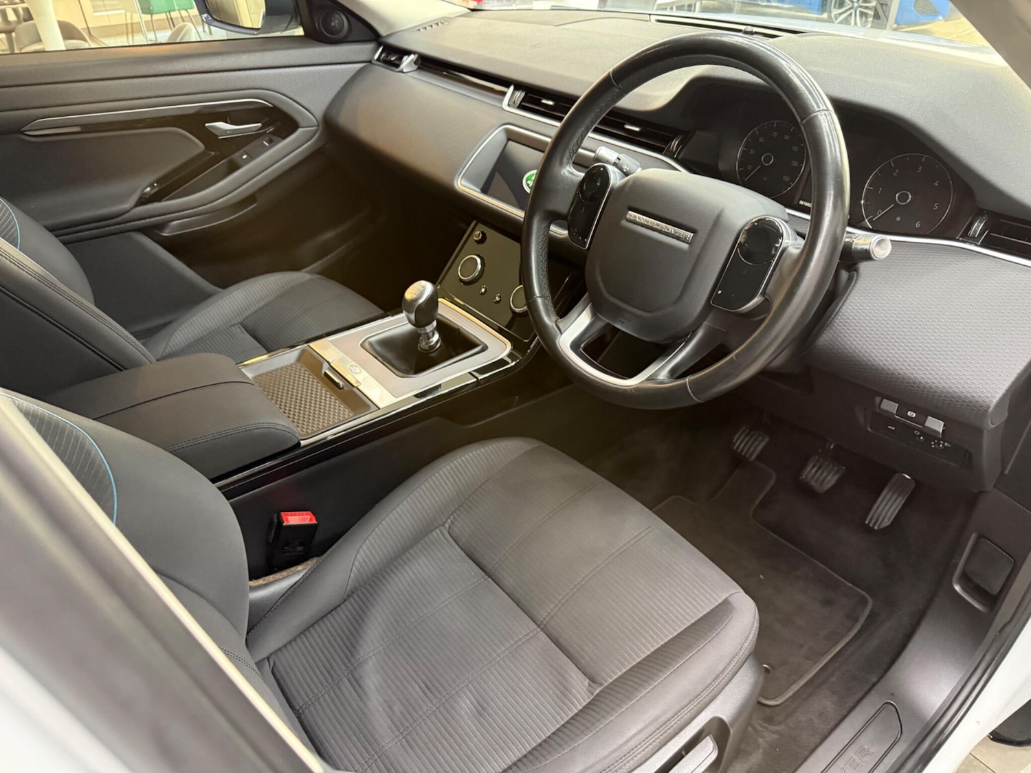 Used Land Rover Range Rover Evoque 2019 for sale - 76633616: Photo 16