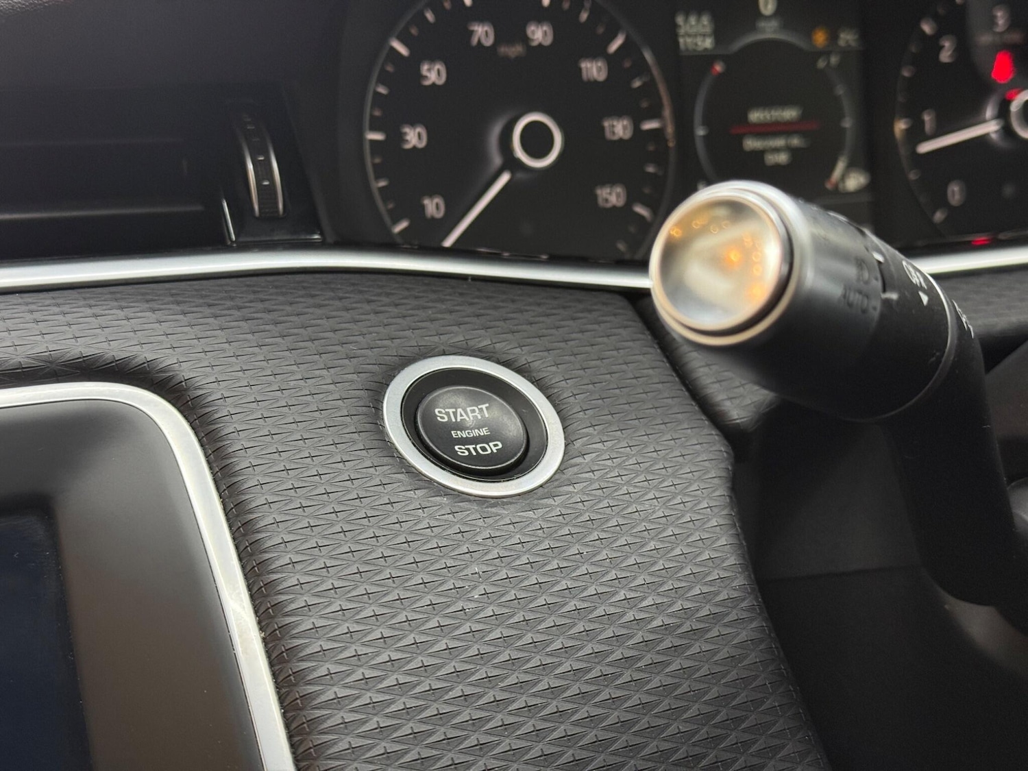 Used Land Rover Range Rover Evoque 2019 for sale - 76633616: Photo 51