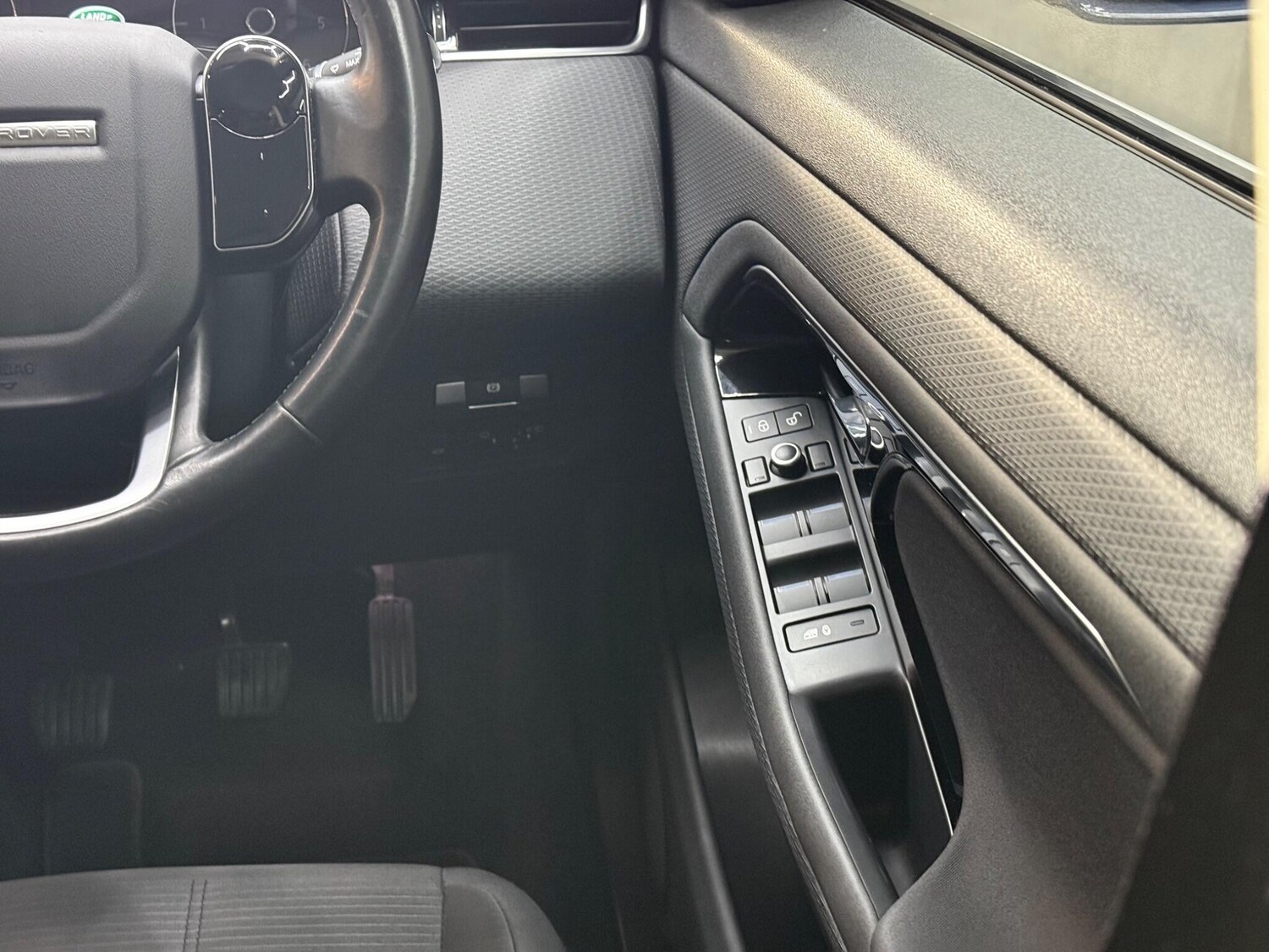 Used Land Rover Range Rover Evoque 2019 for sale - 76633616: Photo 52