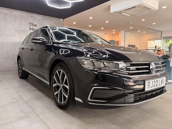 Used Volkswagen Passat 2022 for sale - 79464342: Photo