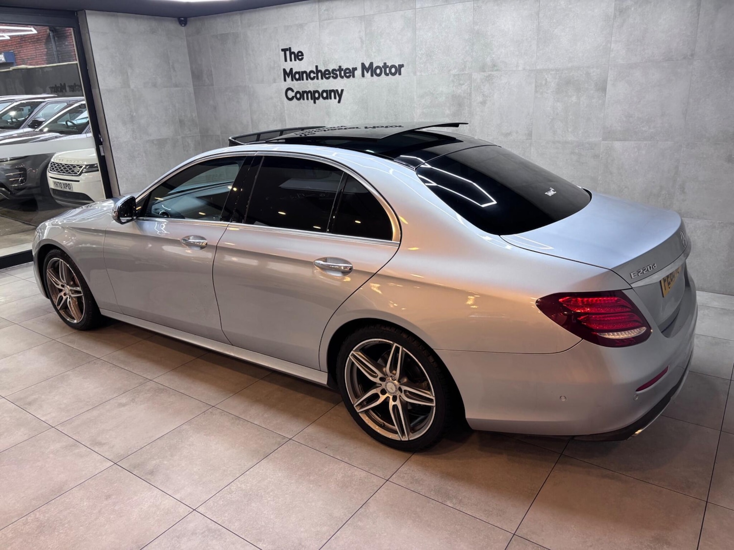 Used Mercedes-Benz E Class 2016 for sale - 76607353: Photo 14