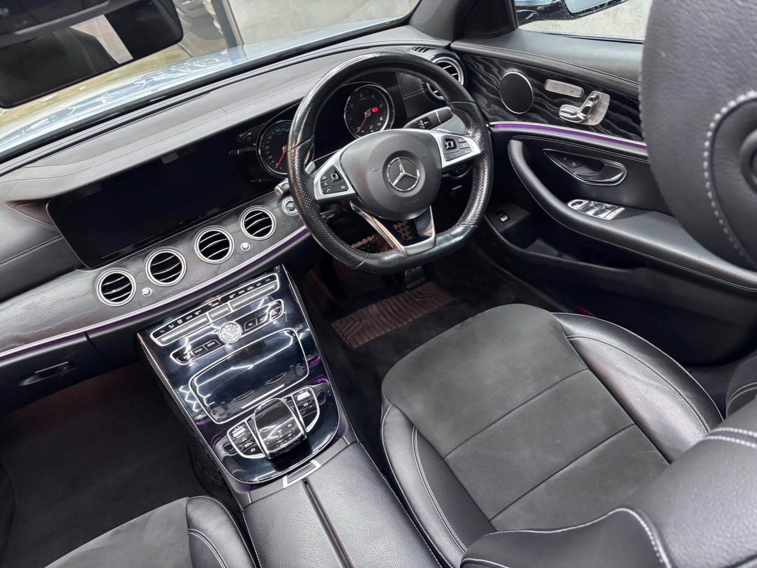 Used Mercedes-Benz E Class 2016 for sale - 76607353: Photo 18