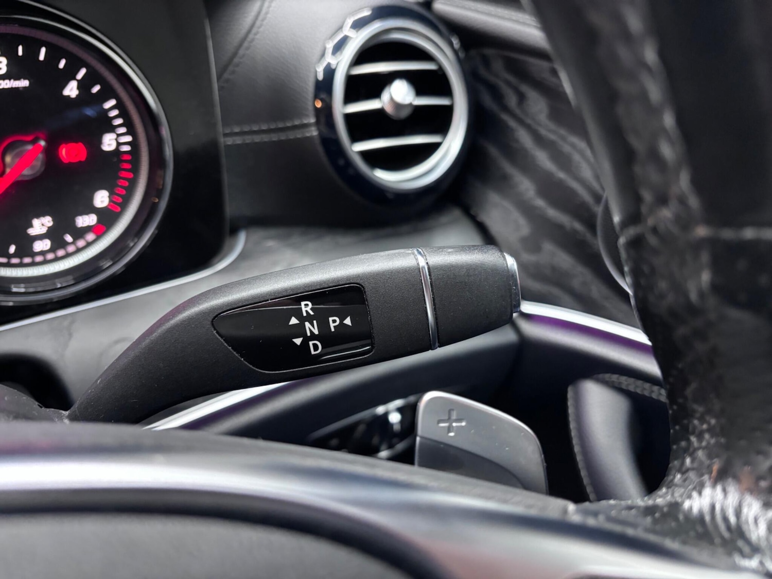 Used Mercedes-Benz E Class 2016 for sale - 76607353: Photo 36