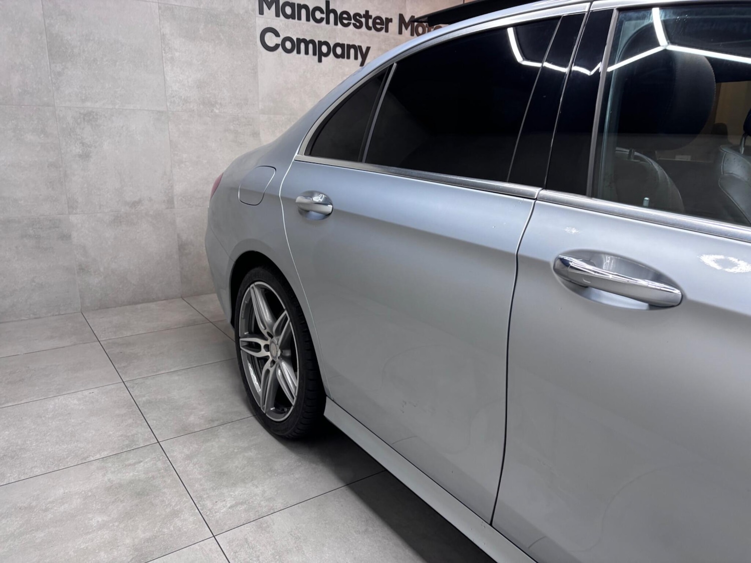 Used Mercedes-Benz E Class 2016 for sale - 76607353: Photo 6