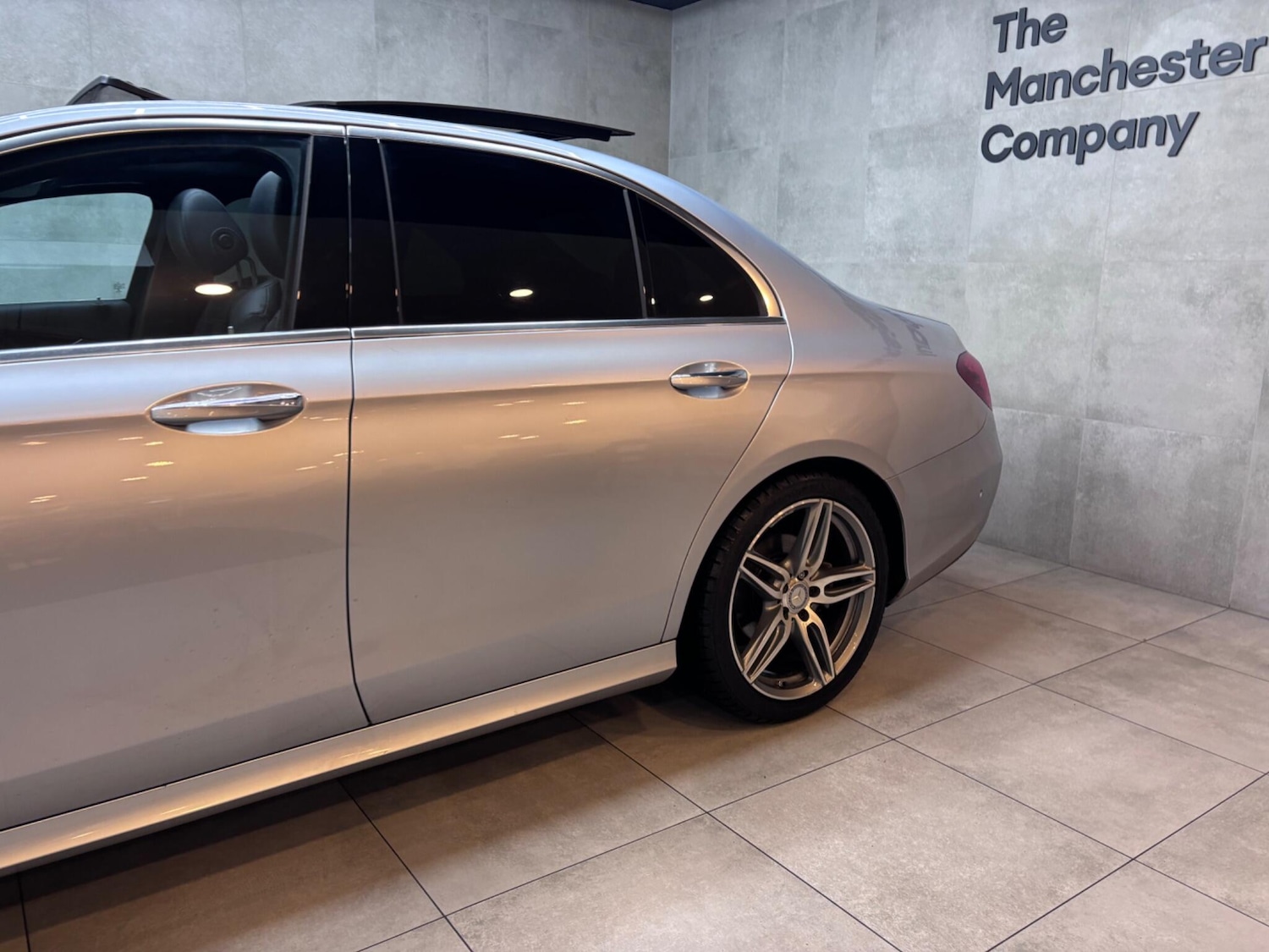 Used Mercedes-Benz E Class 2016 for sale - 76607353: Photo 68