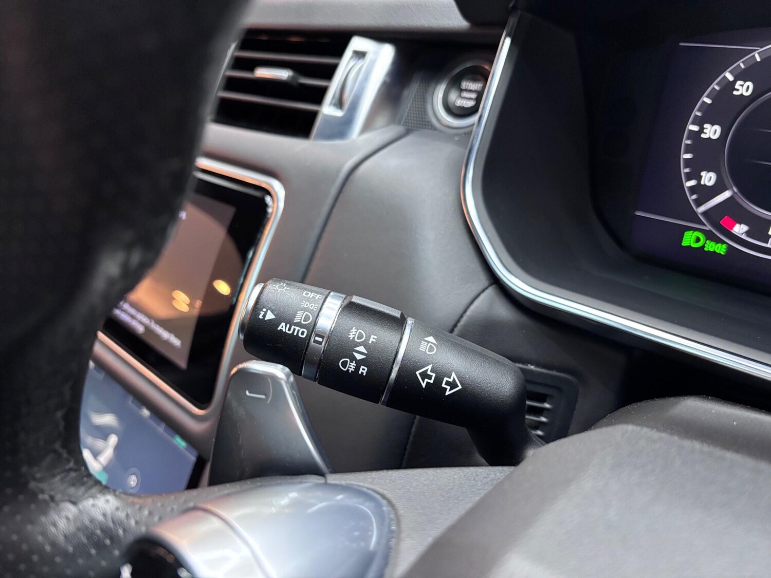 Used Land Rover Range Rover Sport 2019 for sale - 76432176: Photo 44