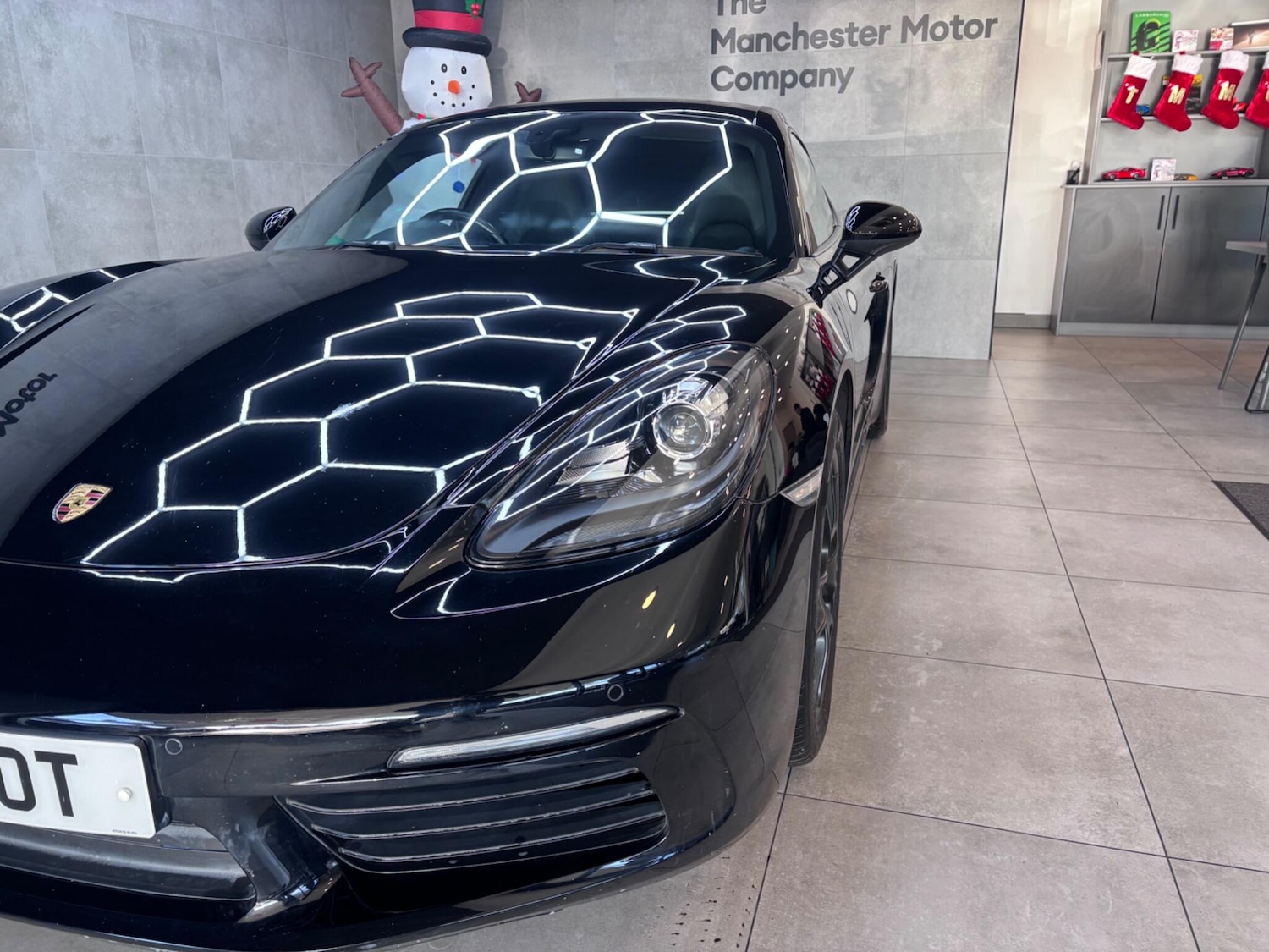 Used Porsche Cayman 2020 for sale - 76657378: Photo 11