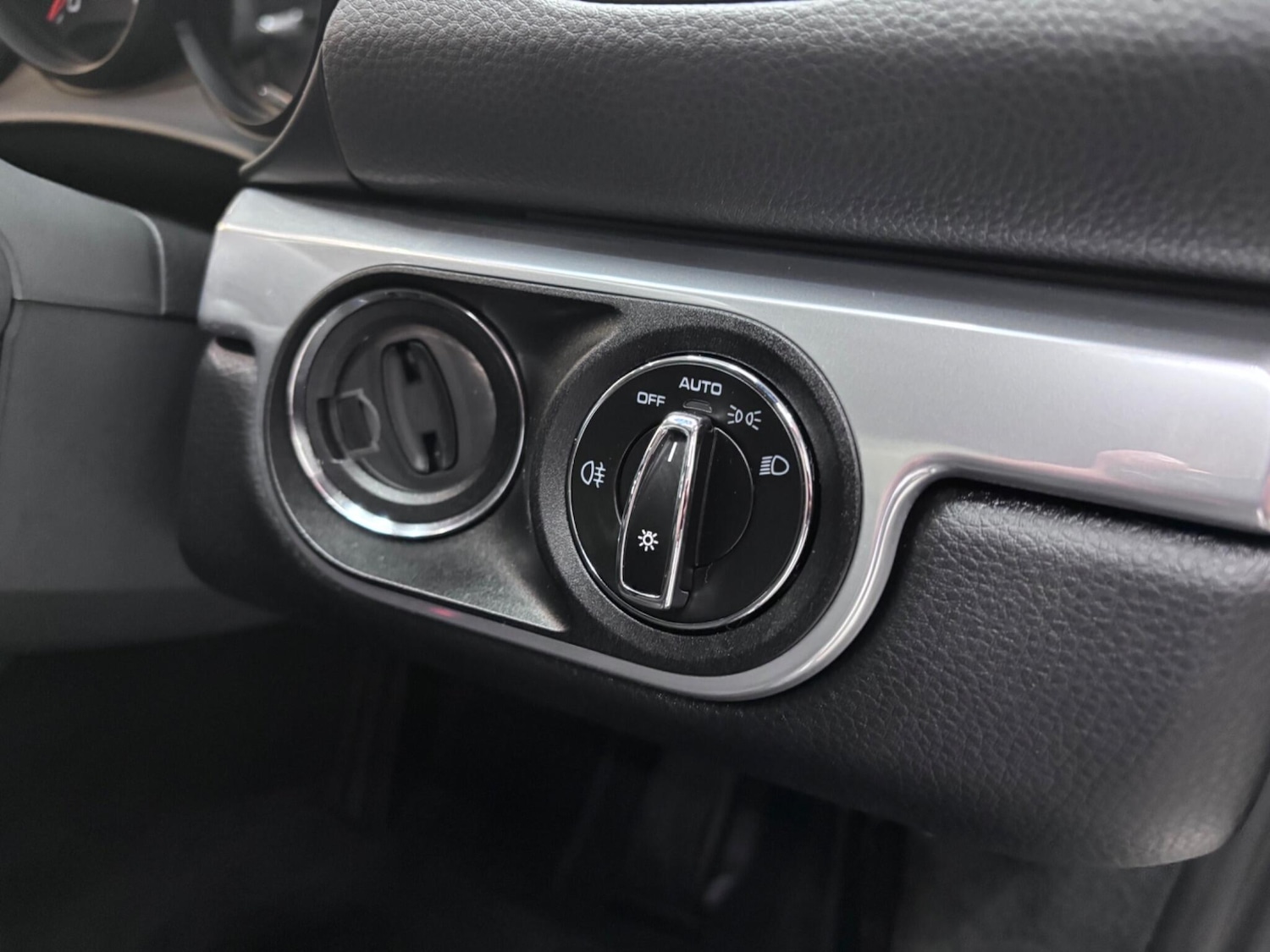 Used Porsche Cayman 2020 for sale - 76657378: Photo 23