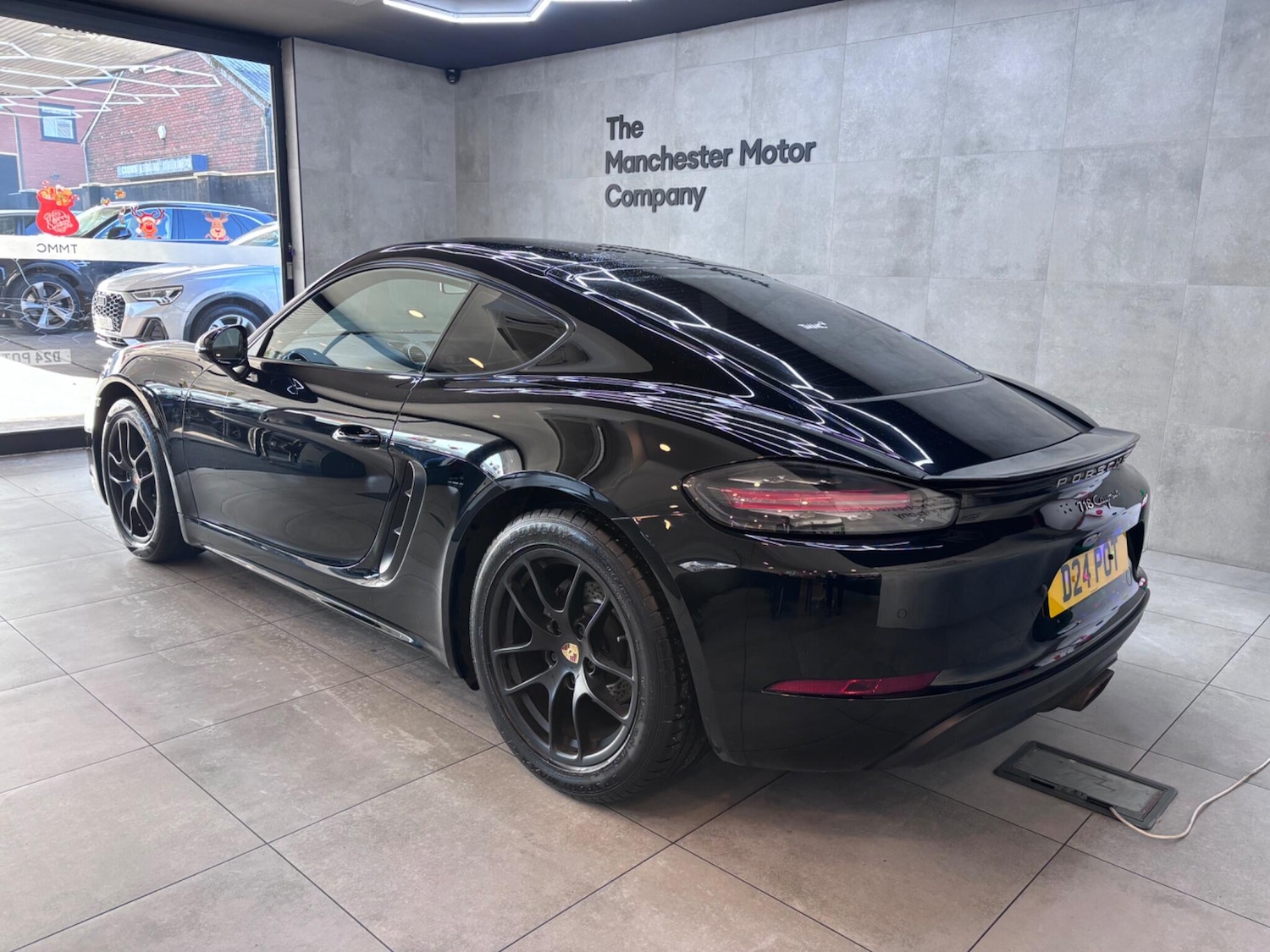 Used Porsche Cayman 2020 for sale - 76657378: Photo 3