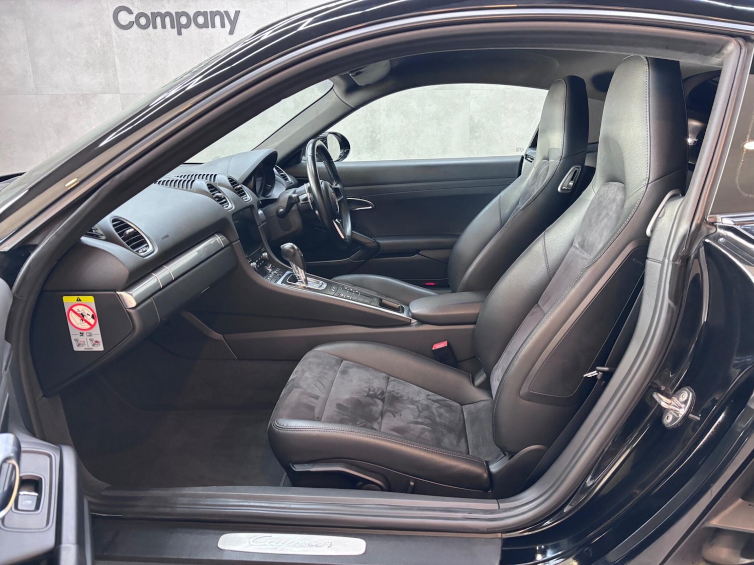 Used Porsche Cayman 2020 for sale - 76657378: Photo 49