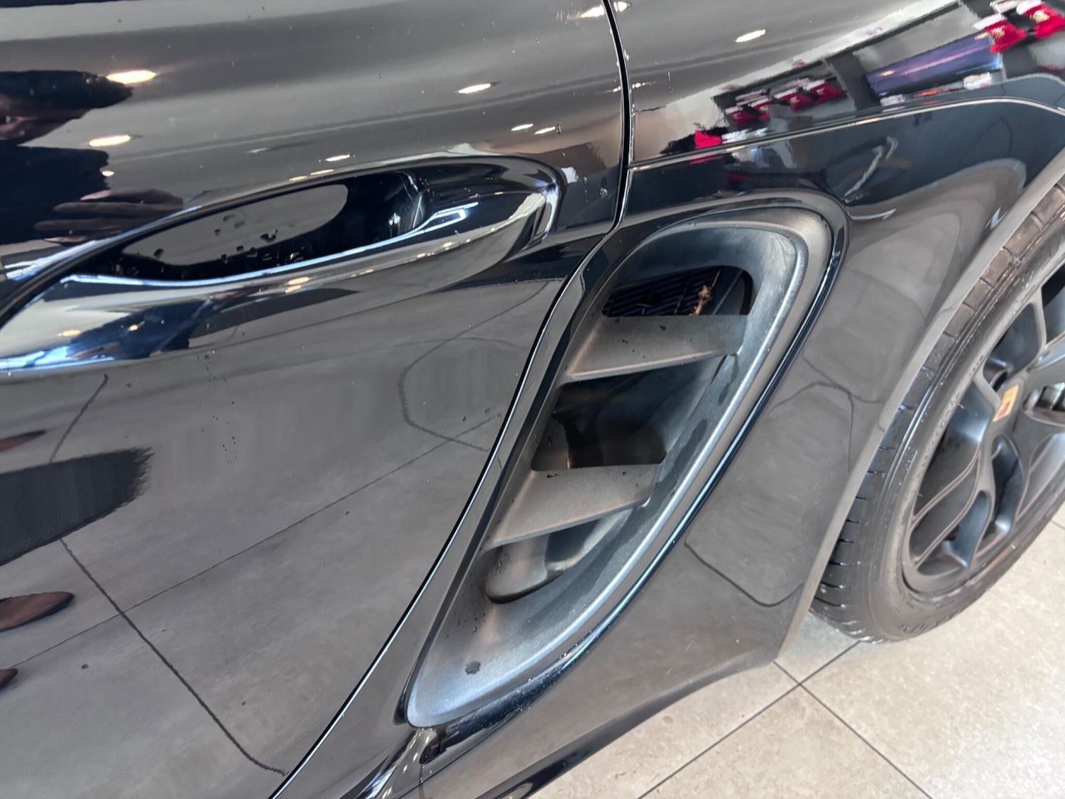 Used Porsche Cayman 2020 for sale - 76657378: Photo 60