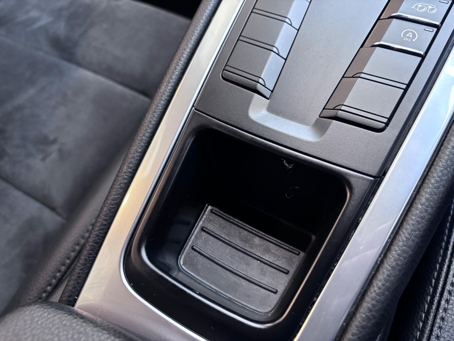 Used Porsche Cayman 2020 for sale - 76657378: Photo 69