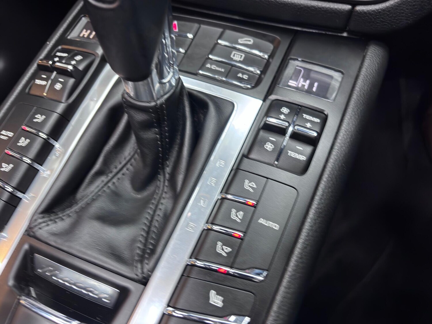 Used Porsche Macan 2019 for sale - 78020084: Photo 22