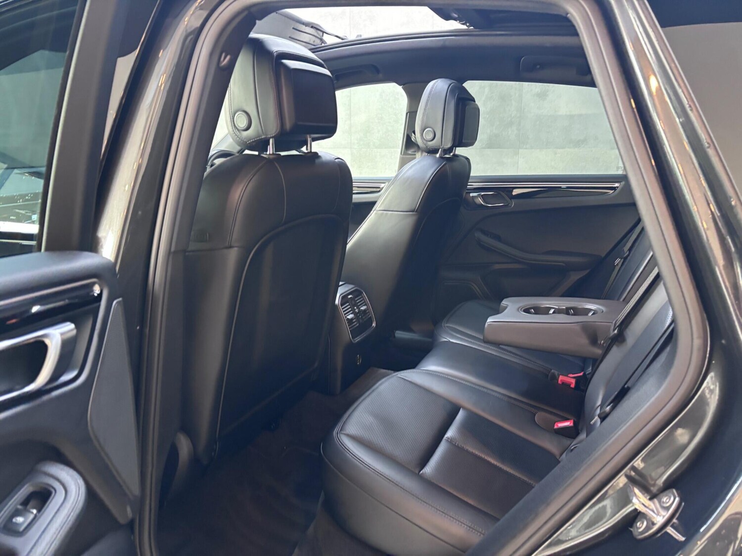 Used Porsche Macan 2019 for sale - 78020084: Photo 31